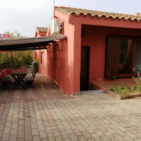 Villetta Portu Frailis * Àrbatax